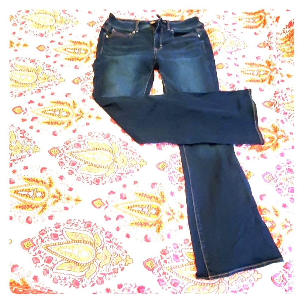 American Eagle dark wash jeans